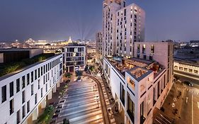 فندق الوادي الدوحة - إم جاليري